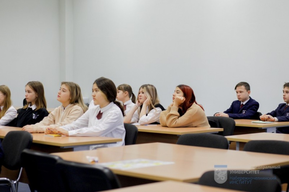 'Learning English with Board Games' 'Learning English with Board Games'