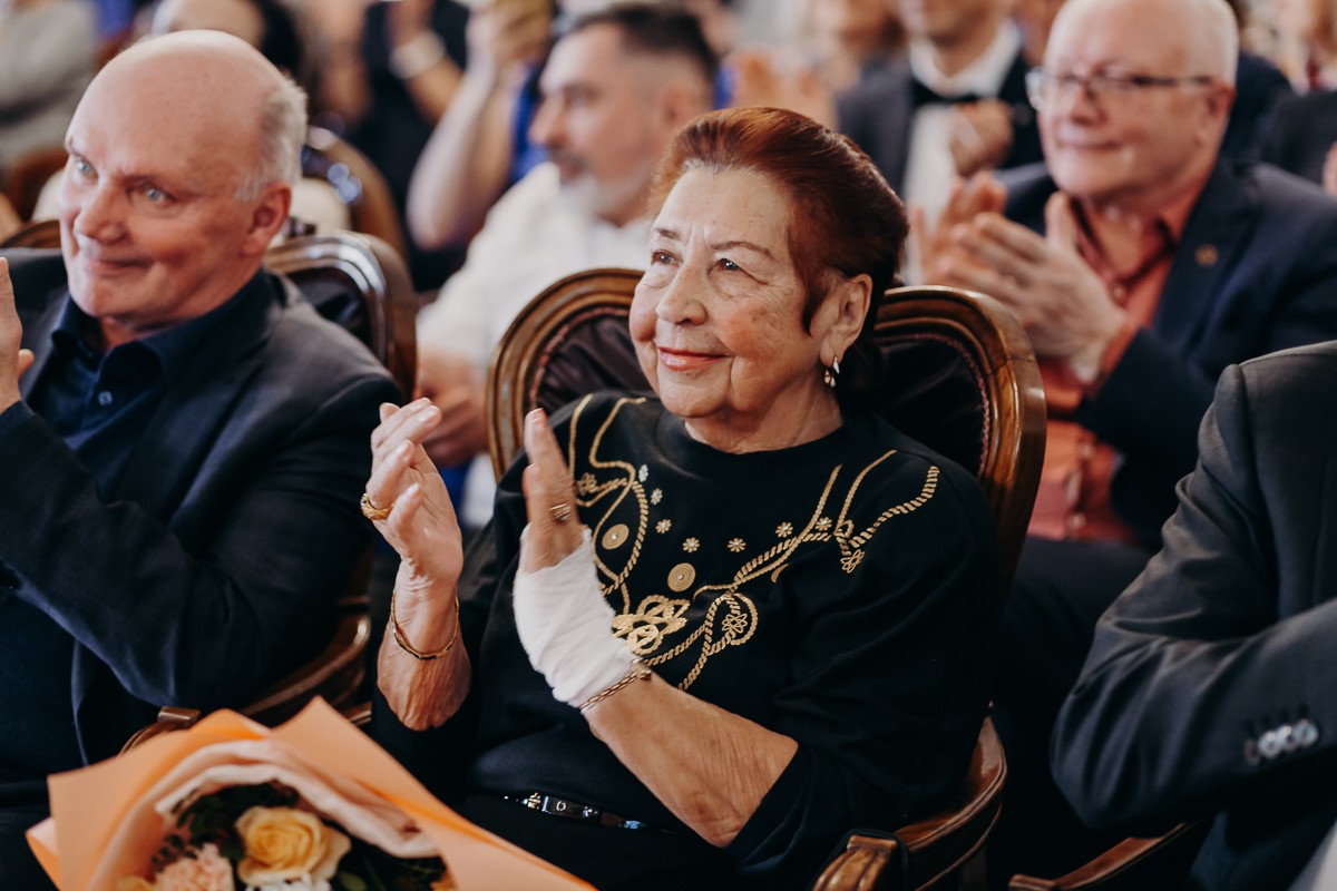 � ��� ��������� ����������� ������� � ���������� 8 �����