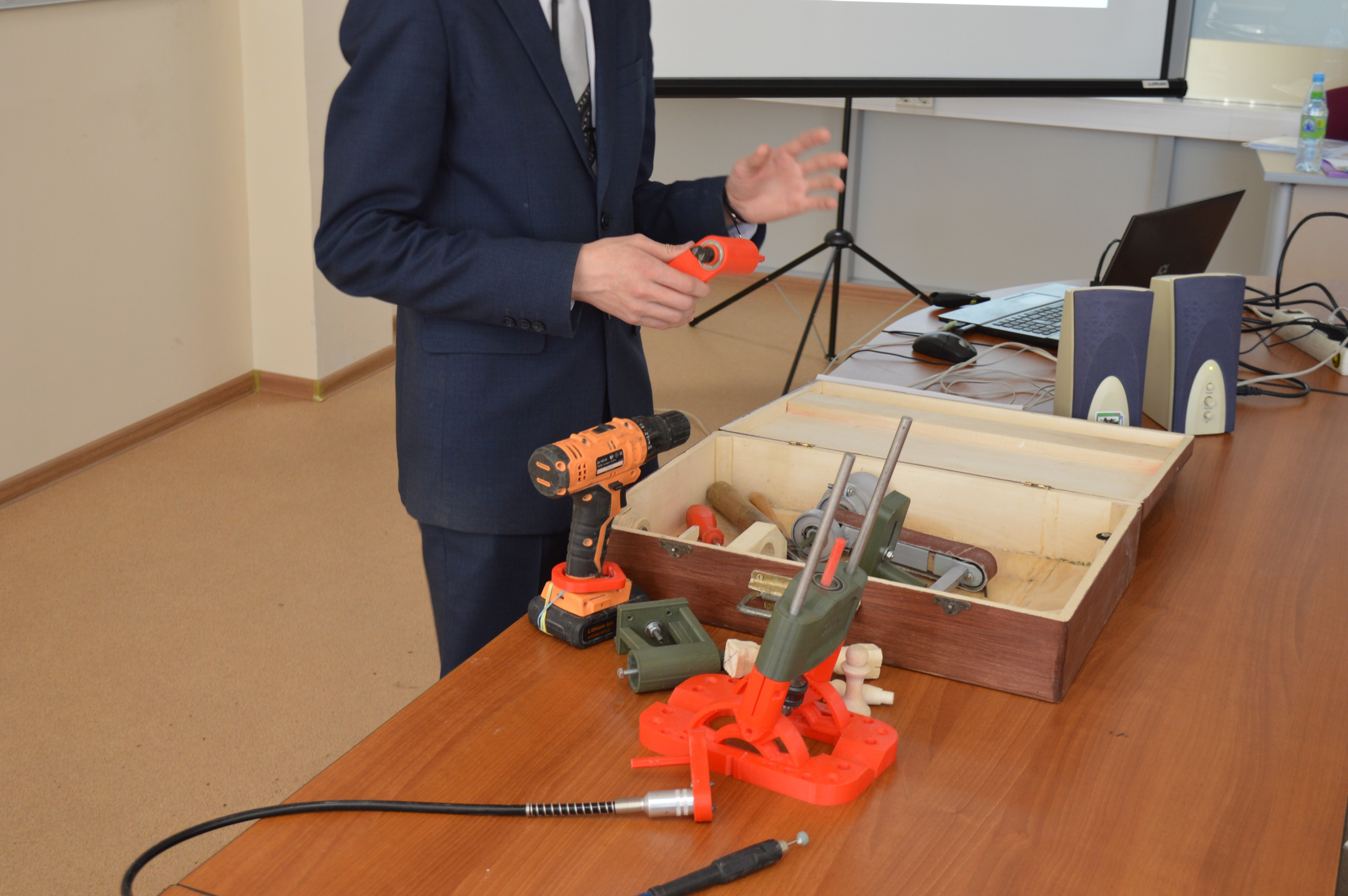 ����� ��������������� ��������� ���� ������������� �������� XXI ���� �������� �� ���� ����������� ��������� ���