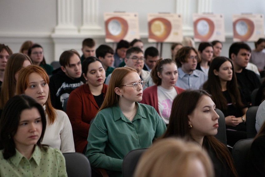 XII Международная тюркологическая конференция проходит в Елабужском институте КФУ XII Международная тюркологическая конференция проходит в Елабужском институте КФУ