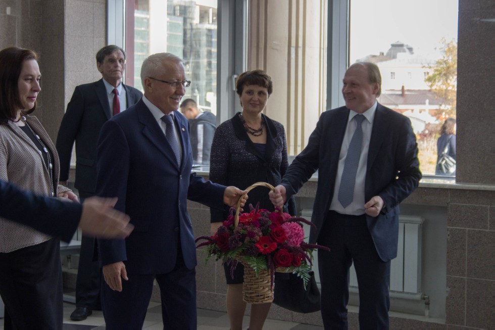 ������� �����