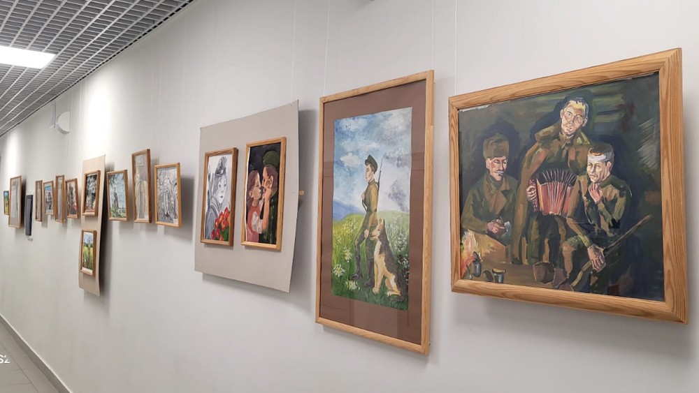 Выставка творческих работ студентов '?посвящается Героям Отечества' Выставка творческих работ студентов '?посвящается Героям Отечества'