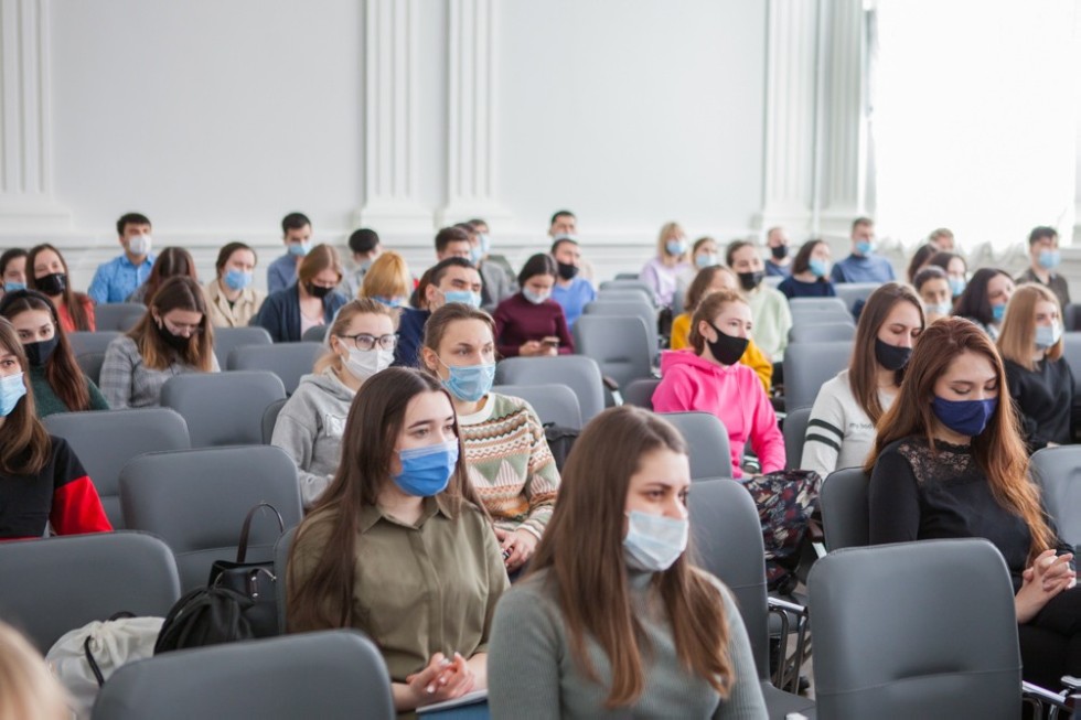 Встреча с председателем городского суда состоялась в Елабужском институте КФУ Встреча с председателем городского суда состоялась в Елабужском институте КФУ