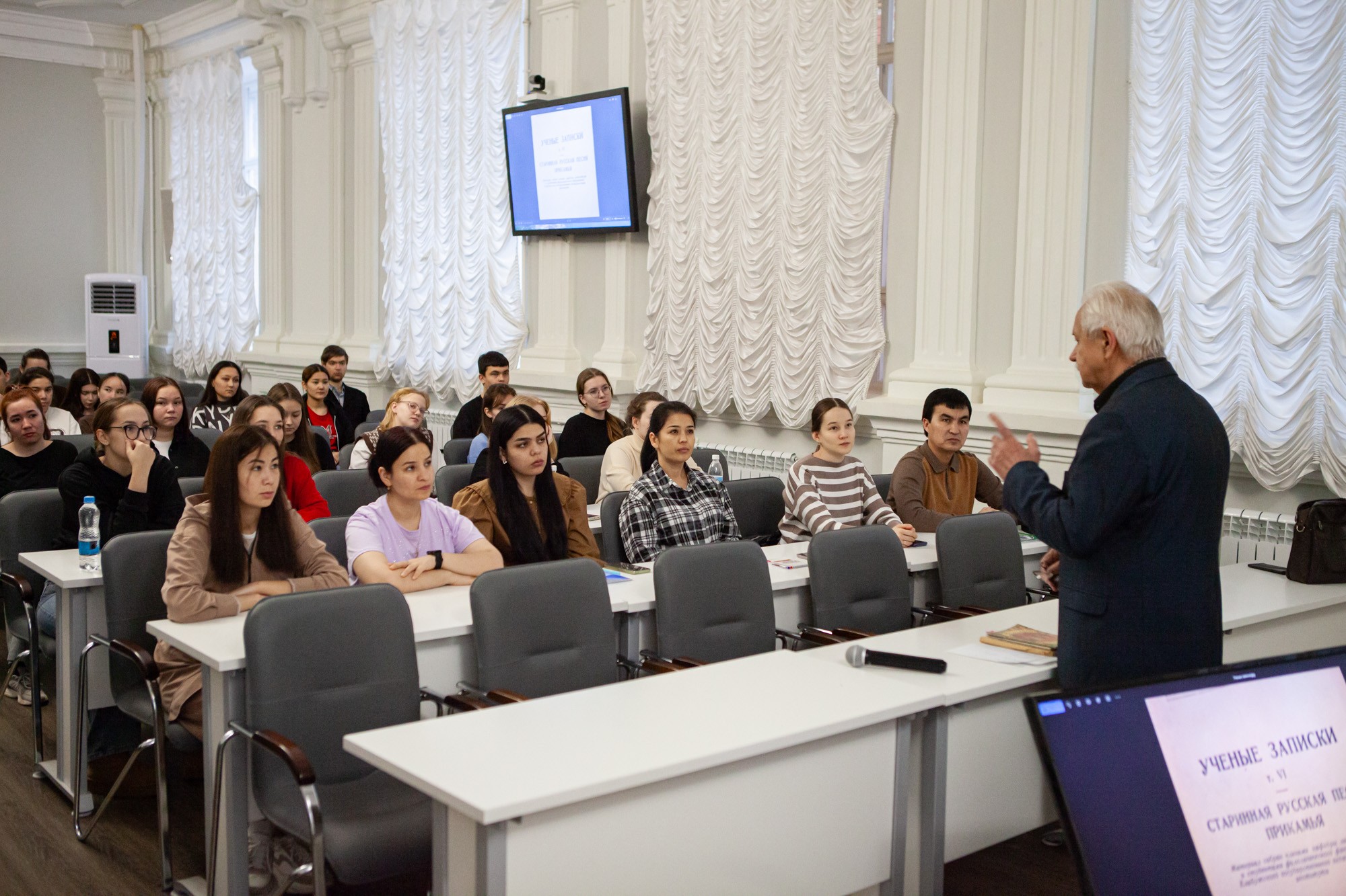 Открытая лекция профессора Анатолия Разживина прошла в Елабужском институте КФУ Открытая лекция профессора Анатолия Разживина прошла в Елабужском институте КФУ