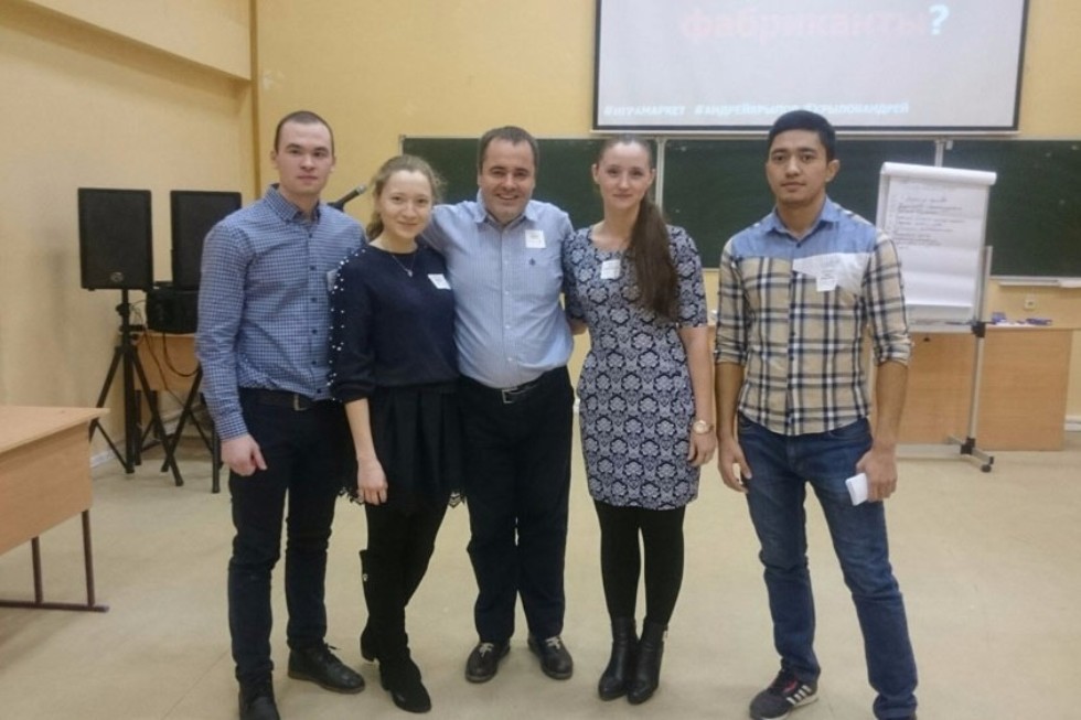 ������-������ �� ���� � ����������