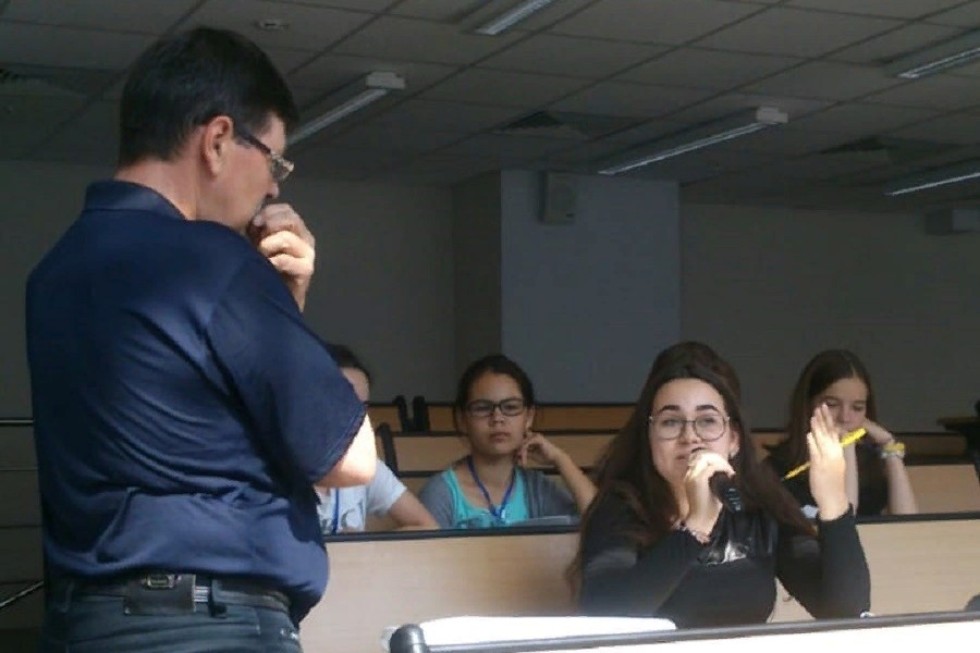 Преподаватели Елабужского института - модераторы Летней молодёжной школы. Преподаватели Елабужского института - модераторы Летней молодёжной школы.