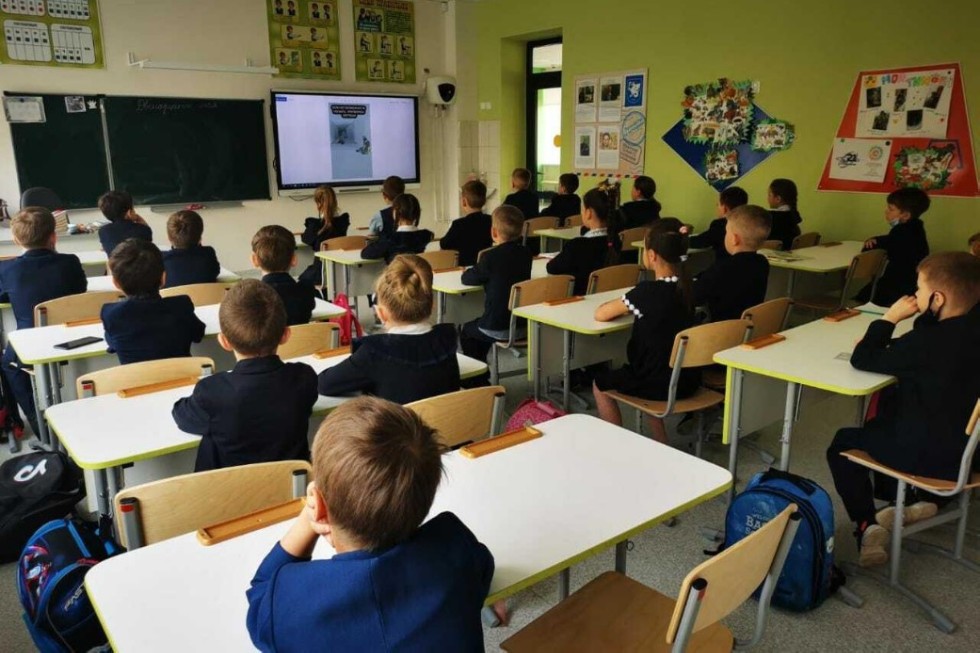 ������ � ��������������� ���������� ������� � '���������������' �����