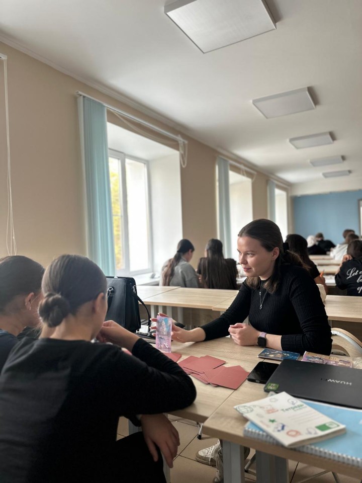 �� ������ � ��������: ����������-������������ ��� ������� ���������� ��������� �����������