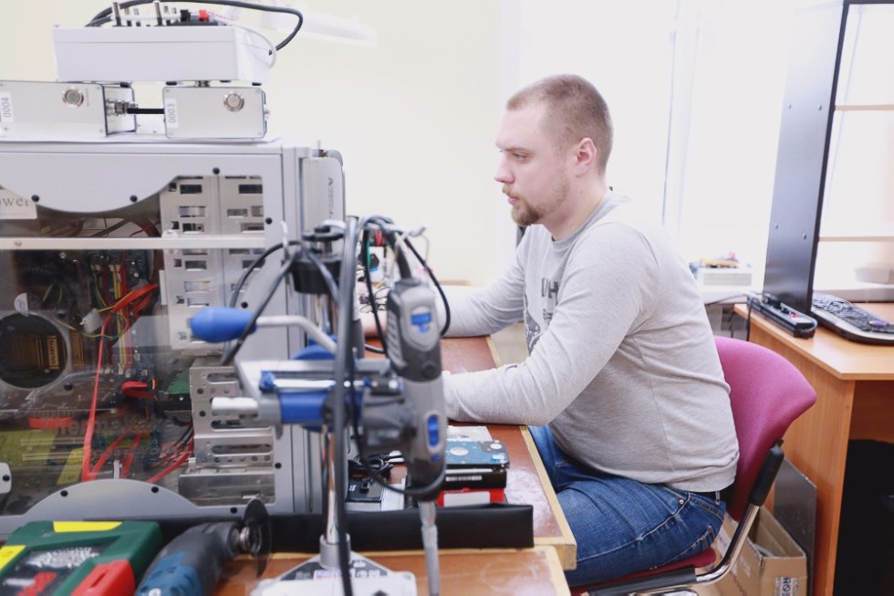 Dean of Sberbank Corporate University and Project 5-100 Expert Valery Katkalo Visited Kazan University