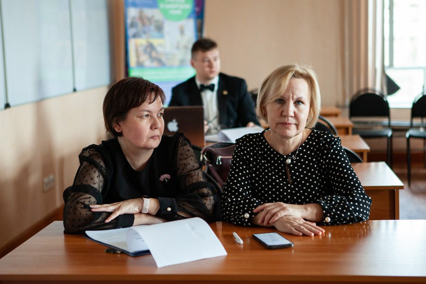 XII Международная тюркологическая конференция проходит в Елабужском институте КФУ XII Международная тюркологическая конференция проходит в Елабужском институте КФУ