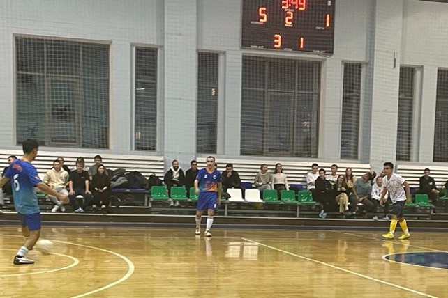 В Казани прошли соревнования по мини-футболу В Казани прошли соревнования по мини-футболу