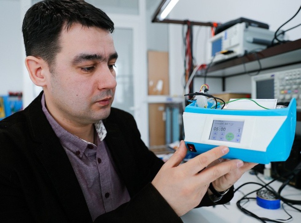 XXI �������-����������� ������� 5-100 � ��� ��.�.�����: ������ '���������������� ����������, ������������� ��������� ���������� �����'