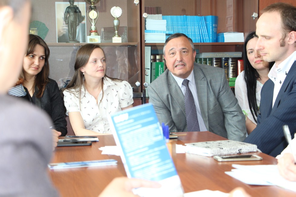 ������������� ��������� ������������ (��������� �������) � ������ �������� ������ �������� ���