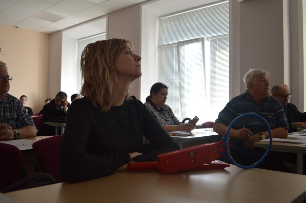 ����� ��������� ���� ������������� 