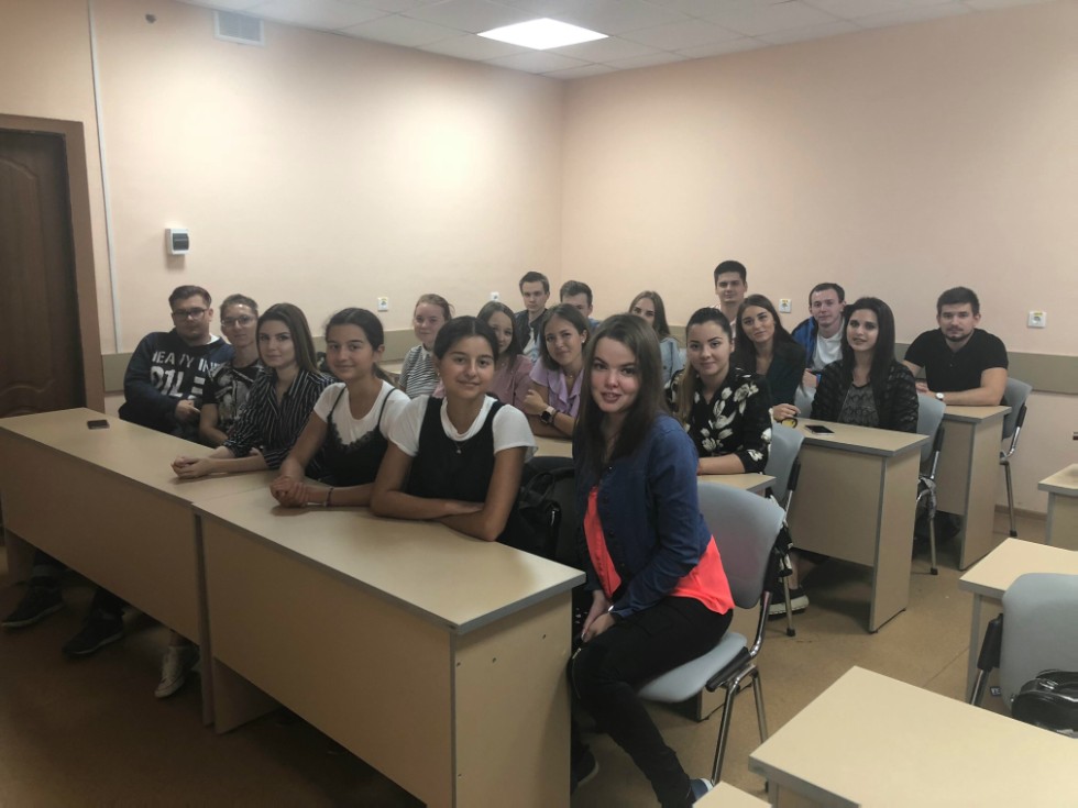 Кураторский час Кураторский час