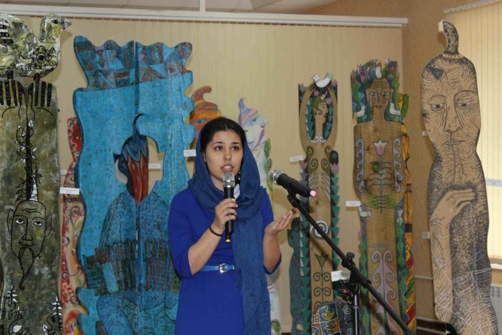 Сегодня в Елабужском институте КФУ состоялась презентация выставки работ участников всероссийского этно-арт-симпозиума 'Песнь о Шурале',посвященной 130 - летию со дня рождения татарского поэта Габдуллы Тукая Сегодня в Елабужском институте КФУ состоялась презентация выставки работ участников всероссийского этно-арт-симпозиума 'Песнь о Шурале',посвященной 130 - летию со дня рождения татарского поэта Габдуллы Тукая