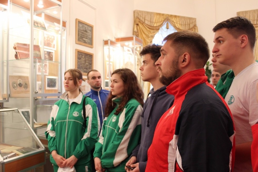 Students of the Elabuga Institute of KFU take part in the International Run dedicated to the Victory Day