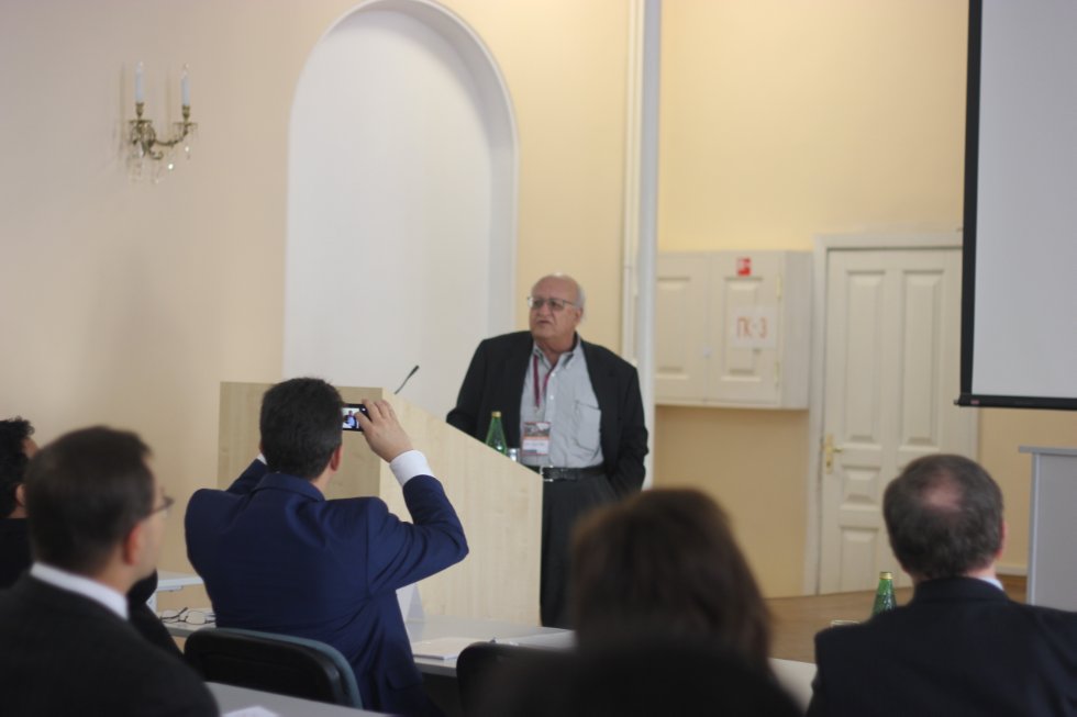 4-� ������������� ����������������� �������� ������������� � ���������� ����