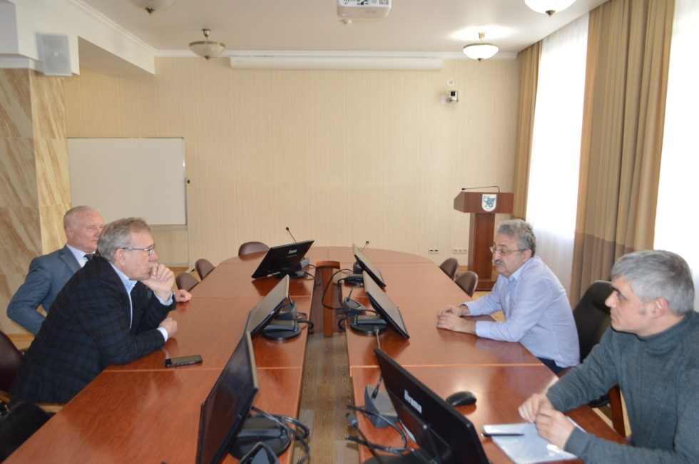 ������ ������� ����������� � ���������� ��������� ���