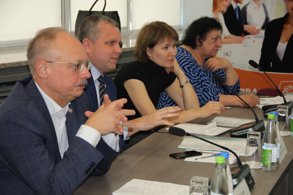 �������� ���������� � �����