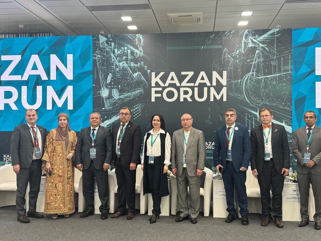 На Международном экономическом форуме 'Россия ? Исламский мир: KazanForum', который проходит в Республике Татарстан, в сессии 'Экспорт медицинского образования' Институт фундаментальной медицины и биологии презентовал доклад на тему 'Экспорт медицинского образования КФУ в Исламские страны: вызовы и возможности На Международном экономическом форуме 'Россия ? Исламский мир: KazanForum', который проходит в Республике Татарстан, в сессии 'Экспорт медицинского образования' Институт фундаментальной медицины и биологии презентовал доклад на тему 'Экспорт медицинского образования КФУ в Исламские страны: вызовы и возможности