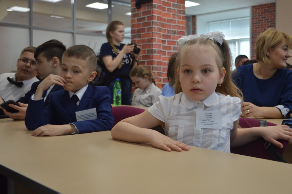 ����� ��������� ���� ������������� 