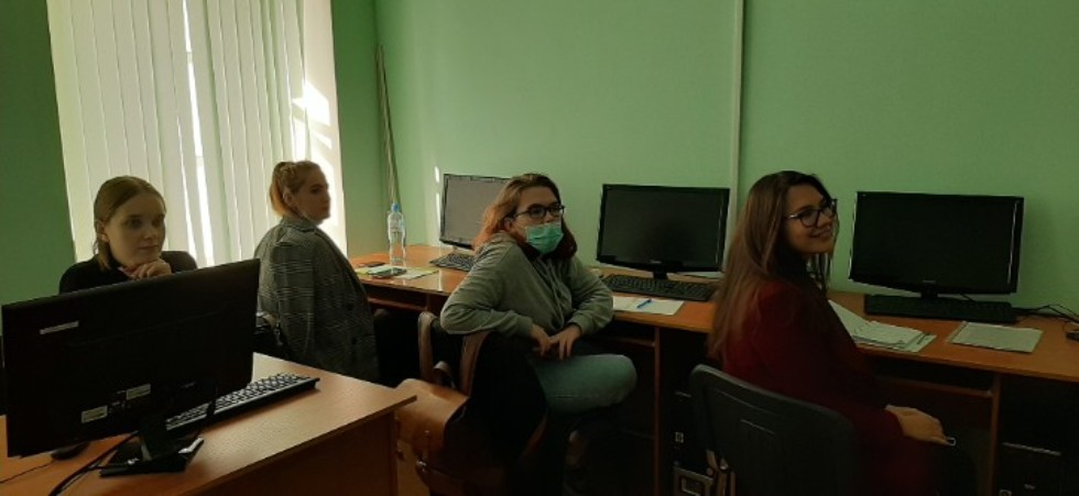 Накануне Дня Учителя состоялась увлекательная беседа среди пятикурсников Накануне Дня Учителя состоялась увлекательная беседа среди пятикурсников