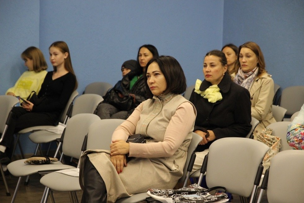 Состоялась презентация программ центра дополнительного образования 'Дом научной коллаборацииимени К.А. Валиева'