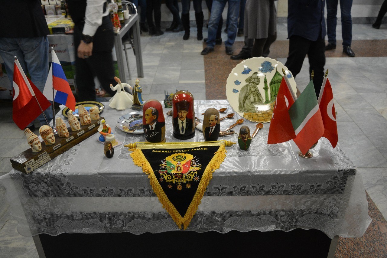 В КФУ подвели итоги II Всероссийского конкурса по турецкому языку и культуре В КФУ подвели итоги II Всероссийского конкурса по турецкому языку и культуре