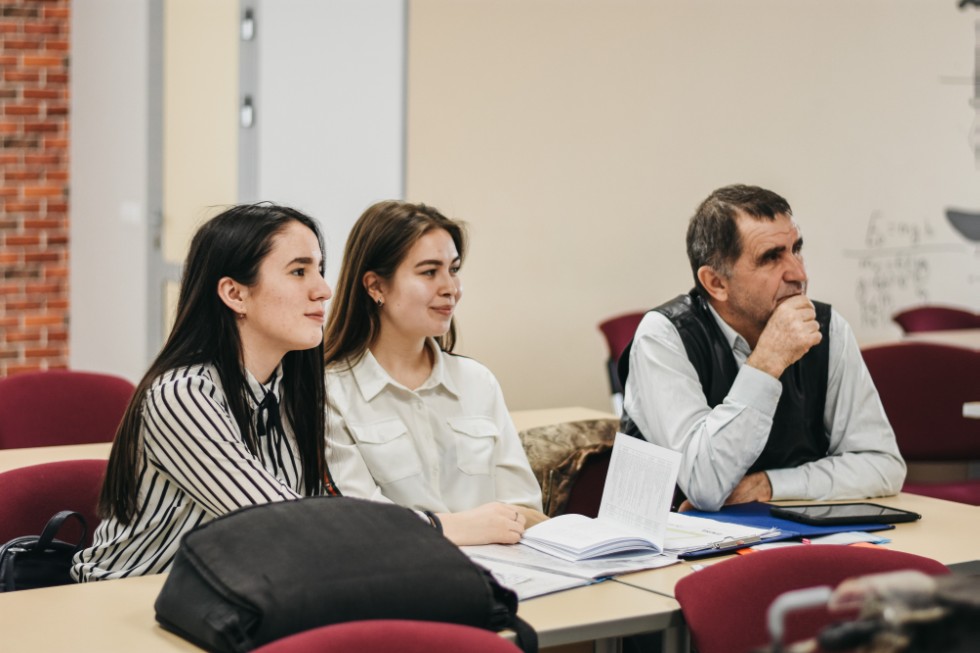 ����� ��������� ���� ������������� 