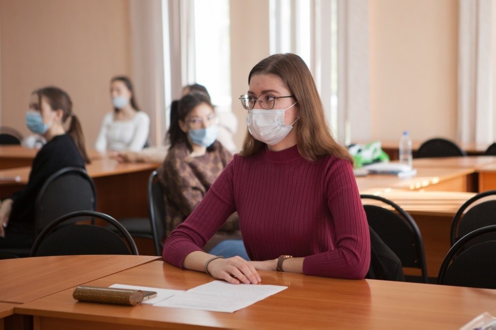 Важность цифровых технологий обсудили студенты вуза на конференции 'Организационно-управленческие процессы в условиях цифровизации образования' Важность цифровых технологий обсудили студенты вуза на конференции 'Организационно-управленческие процессы в условиях цифровизации образования'