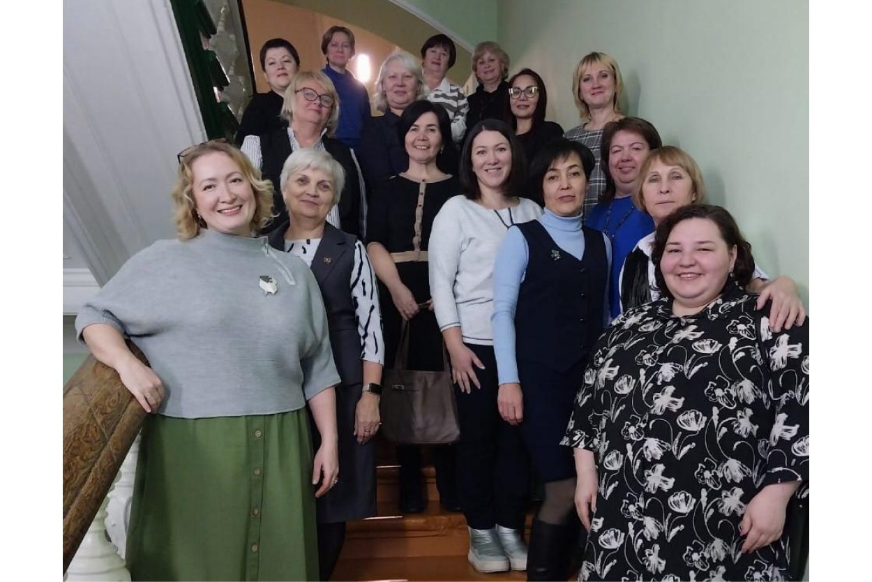 В Елабужском институте состоялся семинар: учителя со всей республики поделились лучшими практиками В Елабужском институте состоялся семинар: учителя со всей республики поделились лучшими практиками