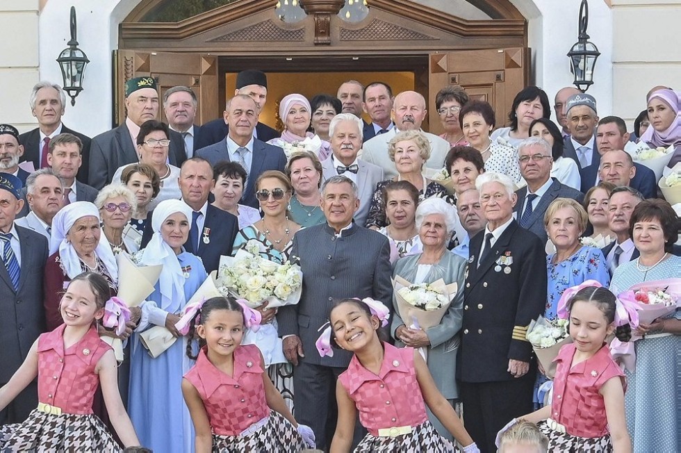В Казанском Кремле состоялся торжественный прием от имени президента РТ и его супруги ,Елабужский институт КФУ