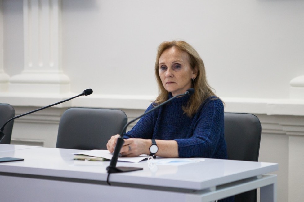 В Елабужском институте начала работу Международная научно-практическая конференция 'Литературная педагогика и ее роль в развитии эмоциональной грамотности' В Елабужском институте начала работу Международная научно-практическая конференция 'Литературная педагогика и ее роль в развитии эмоциональной грамотности'