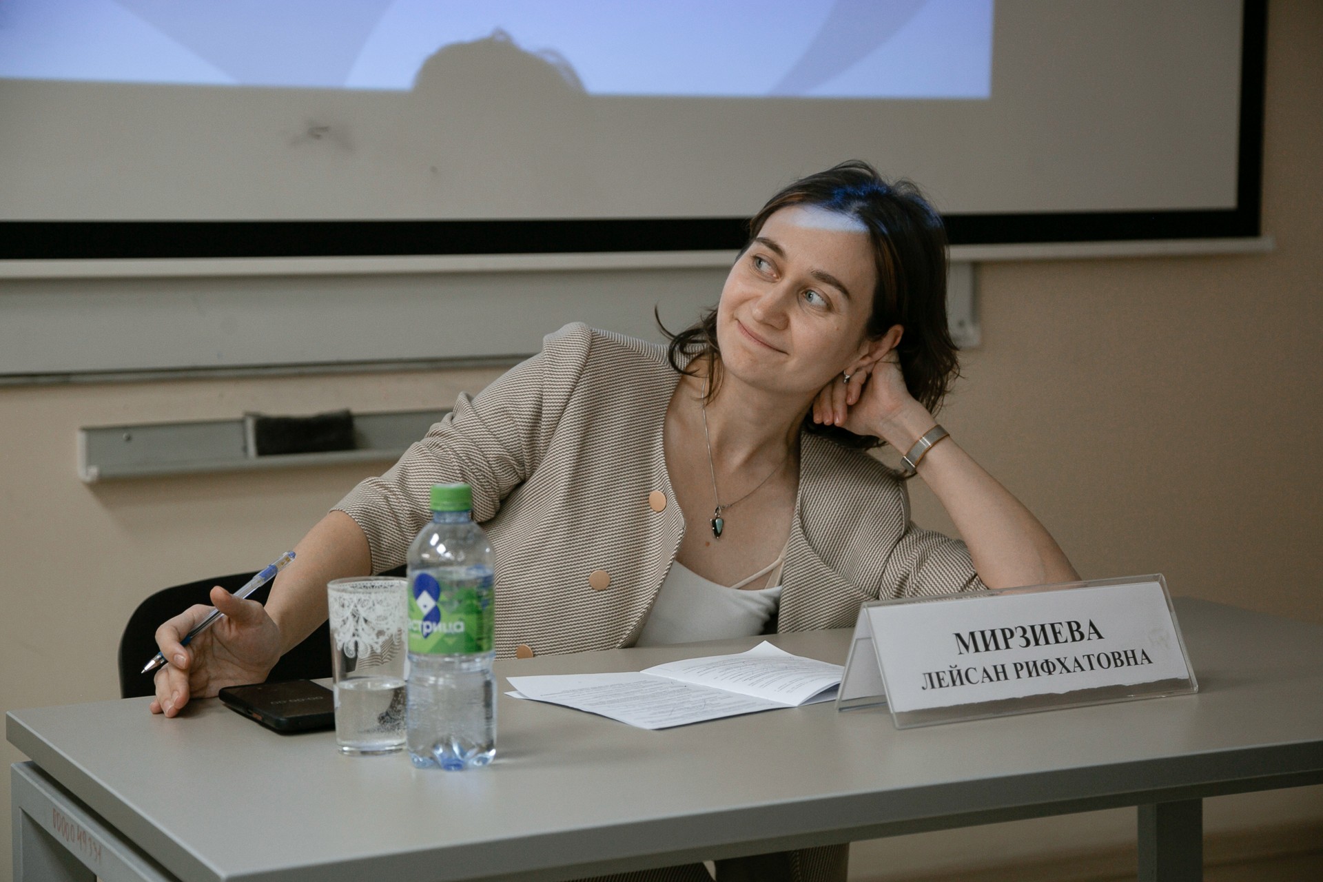 ������-�����