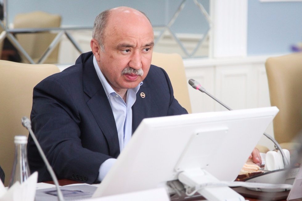 South Korean Business Delegation Visits KFU