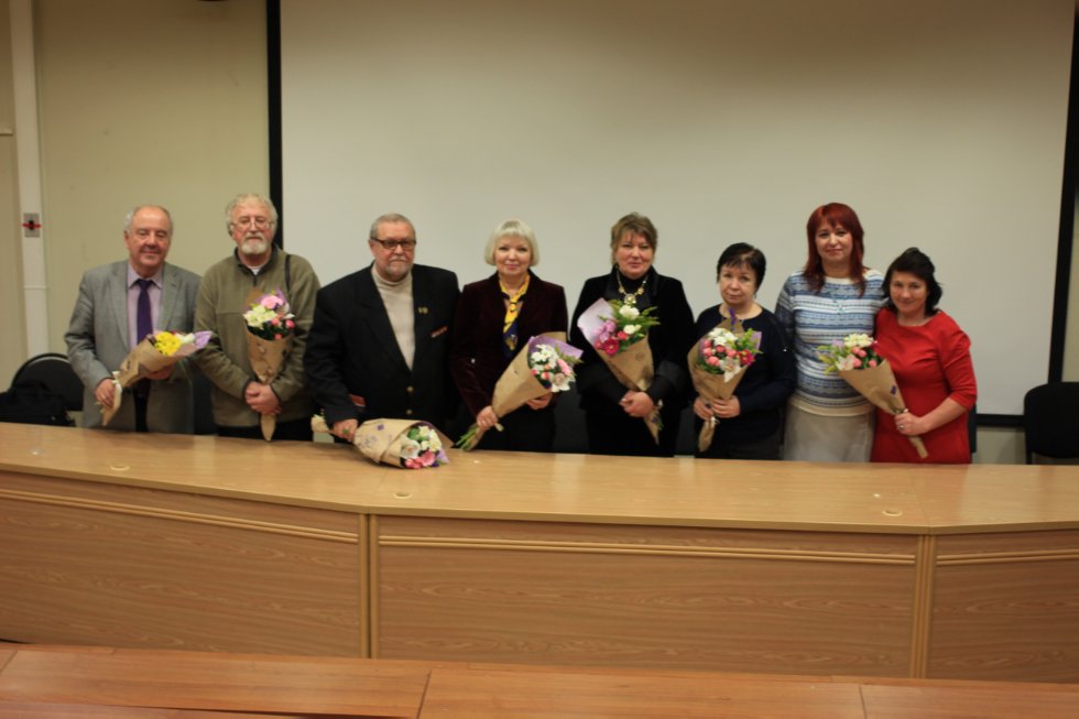 '?��� ����� ������� � ������ �������?':���������� ������� � ���������� ������������� ������������ ������ ��.�.�.���������