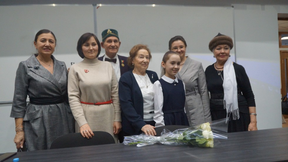 Институтка зур кунак ? Муса Җәлил кызы килде! Институтка зур кунак ? Муса Җәлил кызы килде!