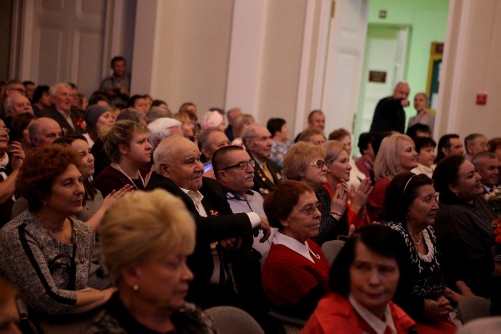 �� ������������� ����������� � ���������� ��������� ��� �������� 100-����� �����