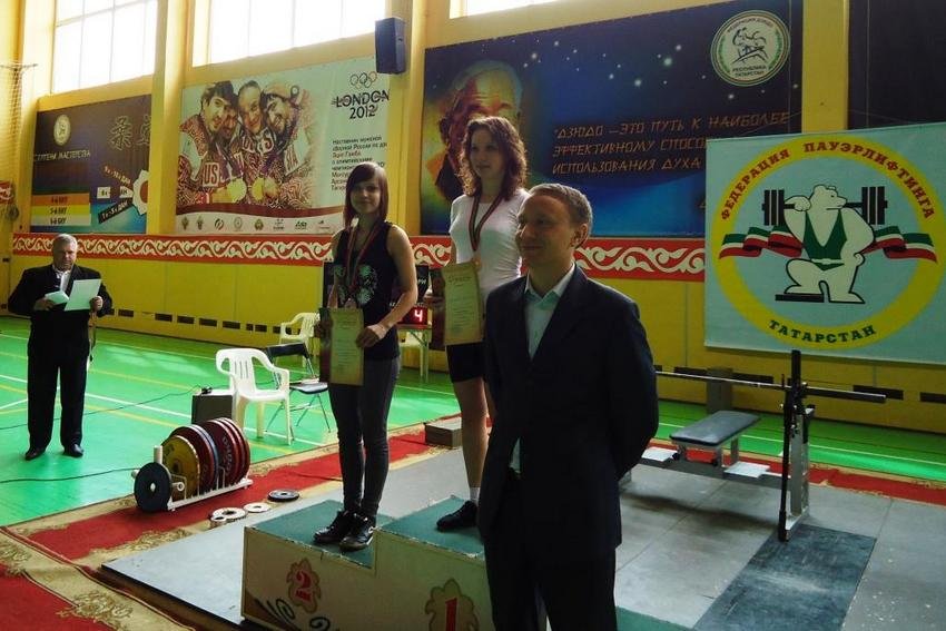 3 '�������' � 2 '����������' � ������� ����������� ��������� ���