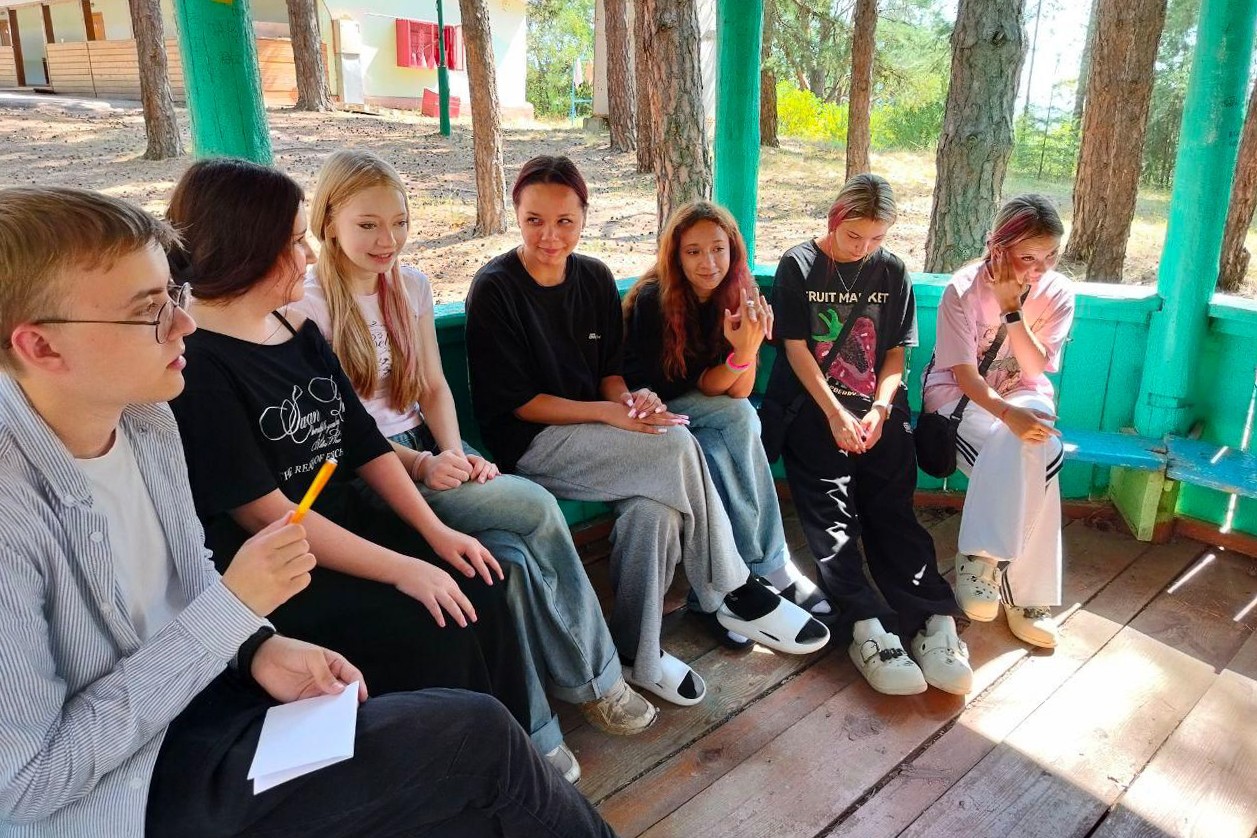 Летняя физико-математическая школа стартовала в 'Буревестнике' Летняя физико-математическая школа стартовала в 'Буревестнике'