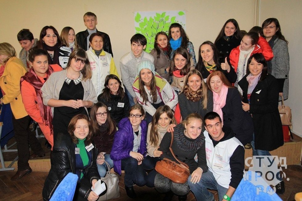 Students of KFU Branch in Naberezhnye Chelny Received Training as Volunteers for the Olympic Games 'Sochi 2014'