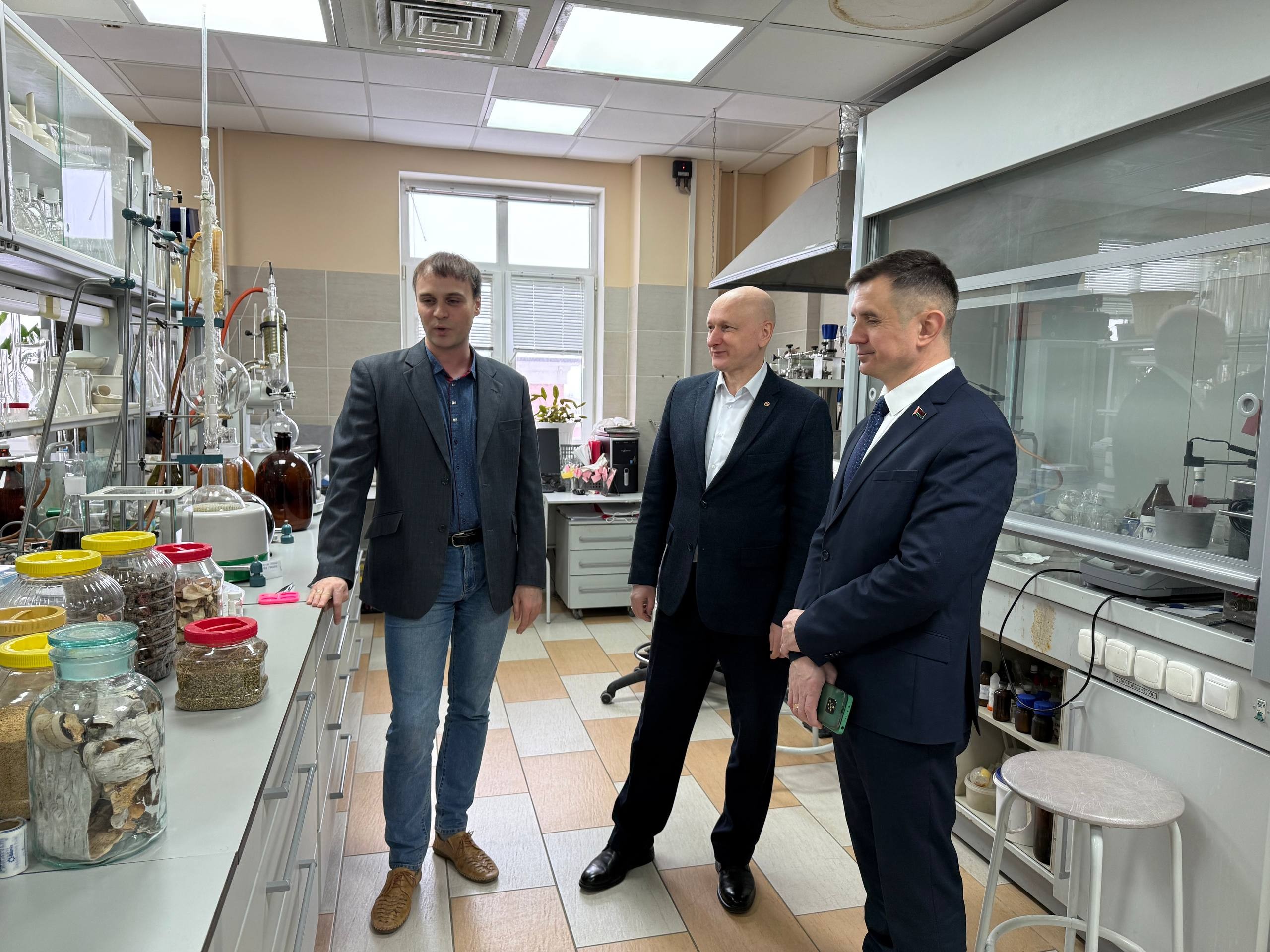 Визит ректора БГТУ в Химический институт Визит ректора БГТУ в Химический институт