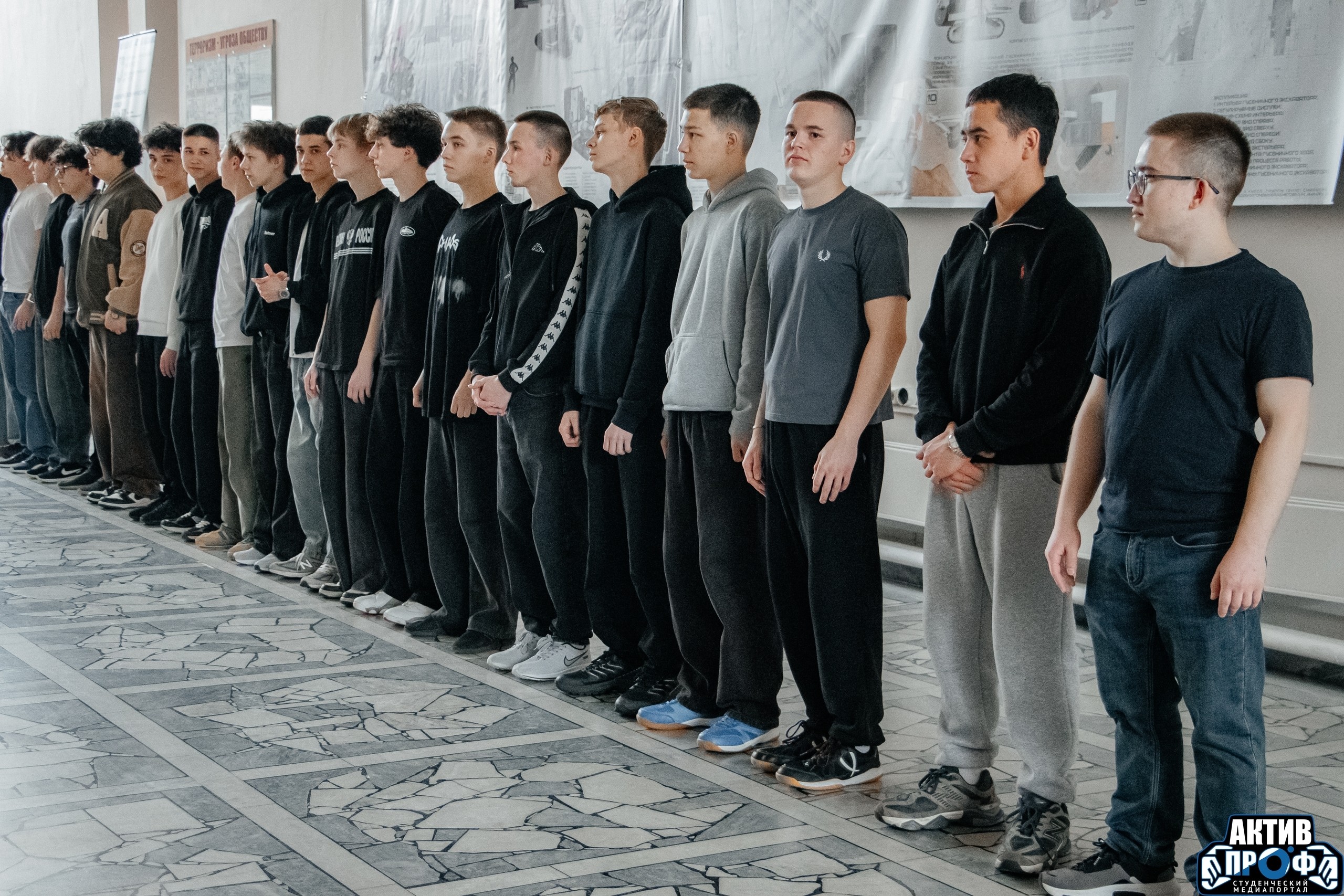 Снова в строю Снова в строю