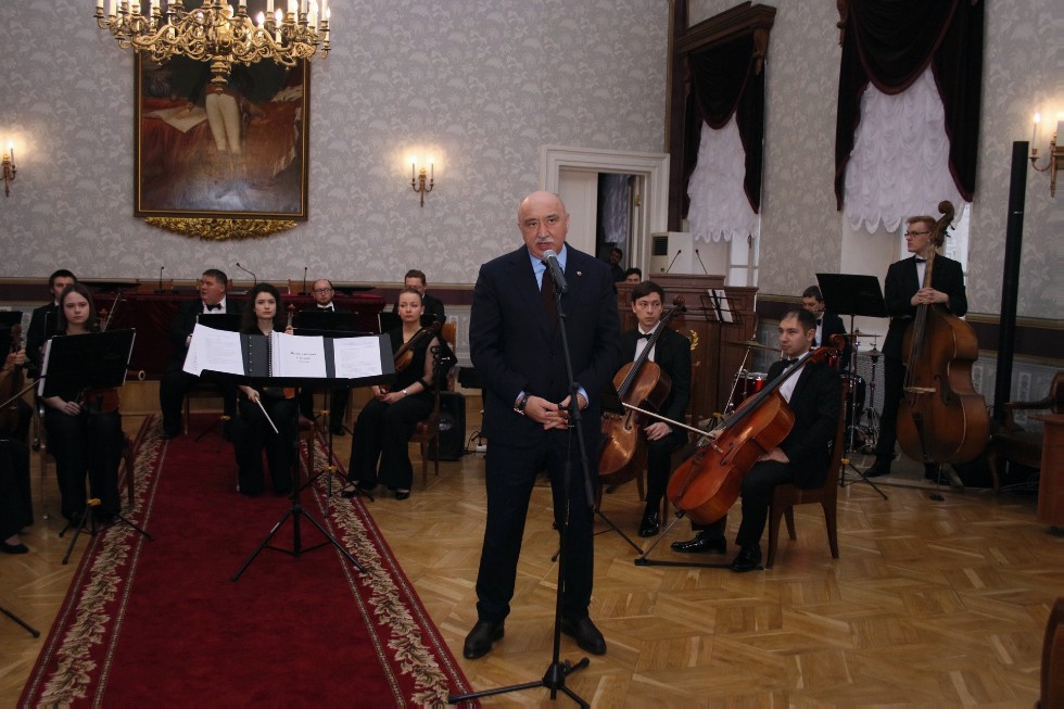 ����� ����������� �������� '������� ����. ������� ����: ������� ������' �������� � ���