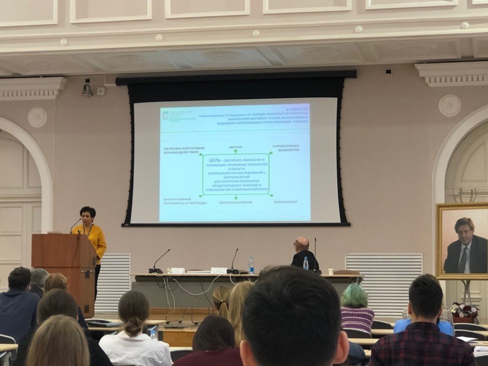 ���� � �����