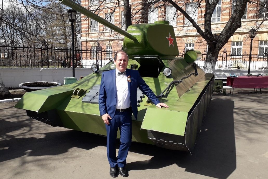 Юбилей празднует Линар Ахметов ? профессор Елабужского института КФУ Юбилей празднует Линар Ахметов ? профессор Елабужского института КФУ