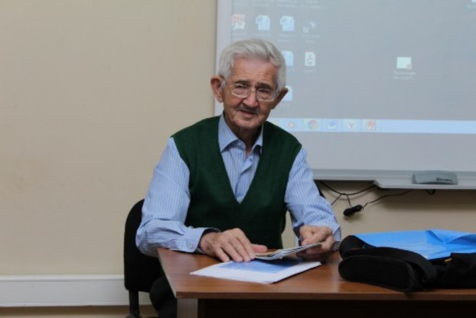 ����� ����� �ө����� ������?