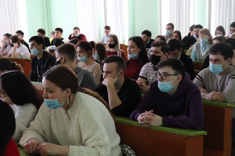 Студенты Елабужского института посетили лекцию о вреде наркотиков ,Елабужский институт КФУ