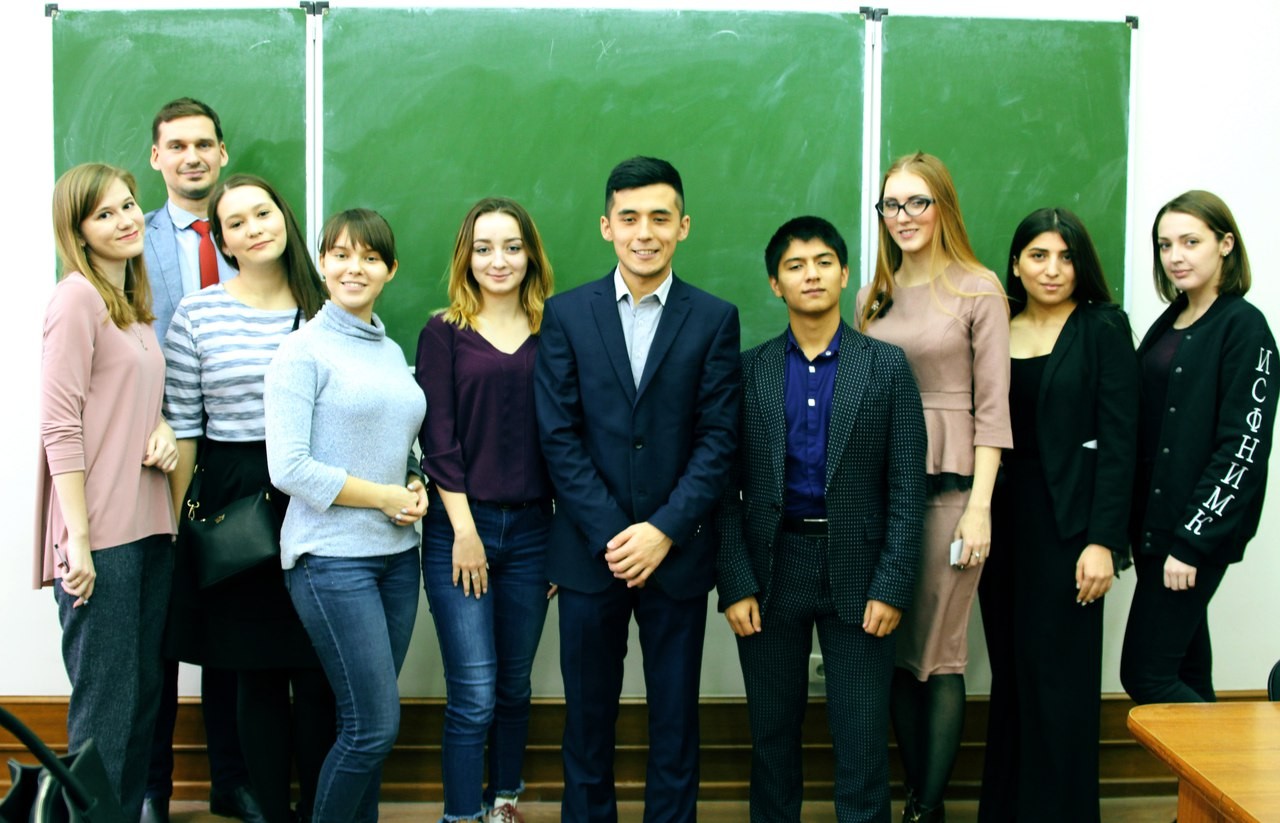 В единстве сила: Политсковородка обсудила значение патриотических праздников В единстве сила: Политсковородка обсудила значение патриотических праздников